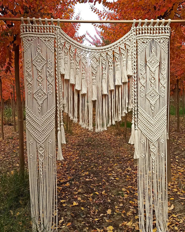 Macrame Hanging Wedding Backdrop | Macramé Curtains, Room Divider